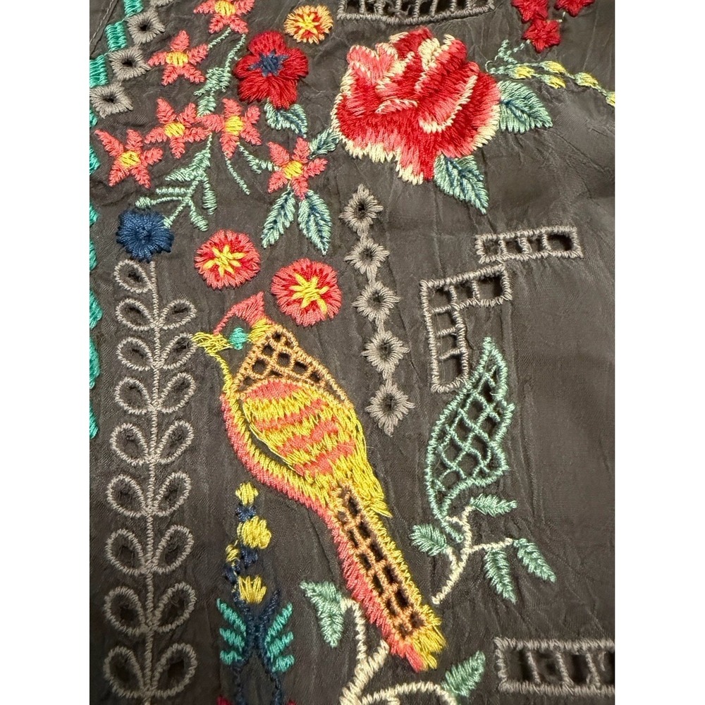 Johnny Was Embroidered Bird Floral Cupra Rayon Tunic Top Gray Boho Artisan Small - Picture 3 of 9